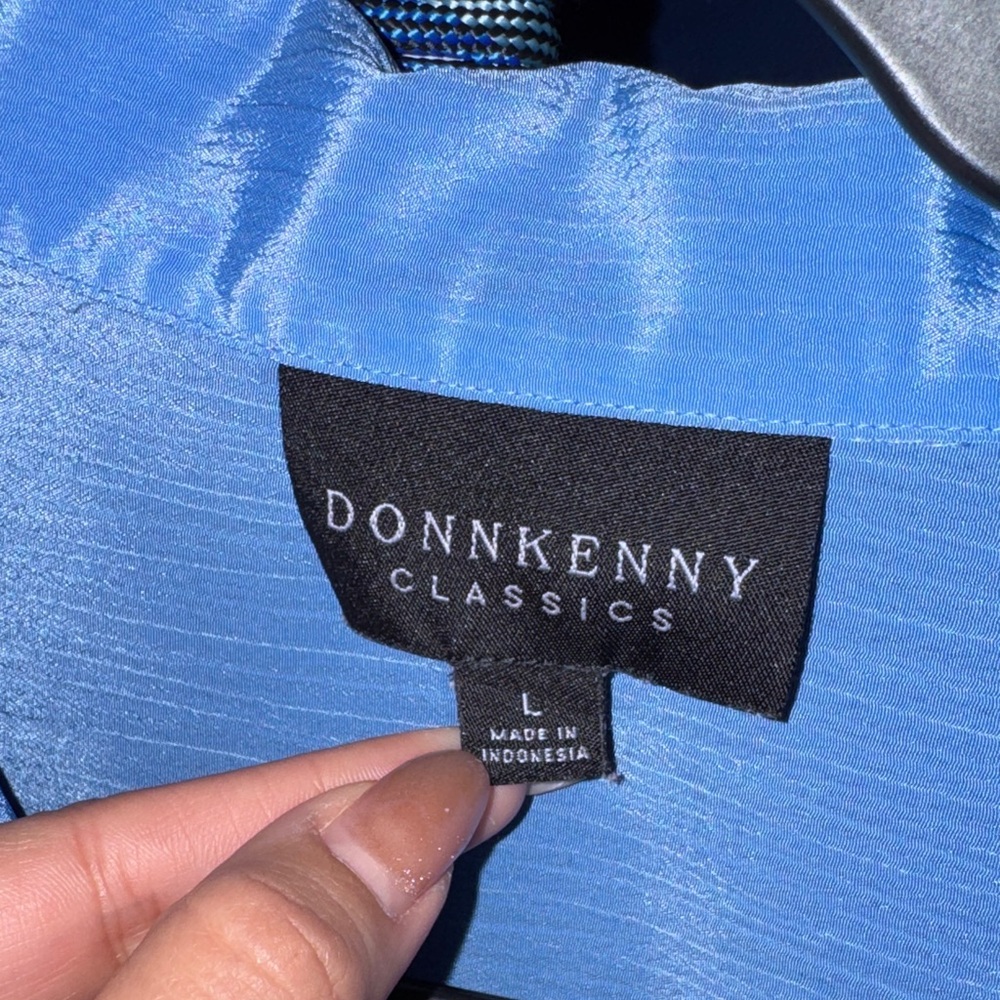 DonnKenny- Sky Blue Button-Up Blouse Size Large - Picture 6 of 14